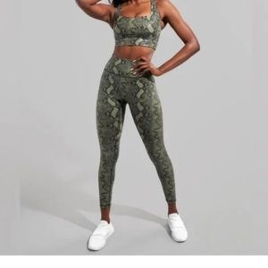 BUFFBUNNY REBEL LEGGING SNAKEBITE SNAKE PRINT